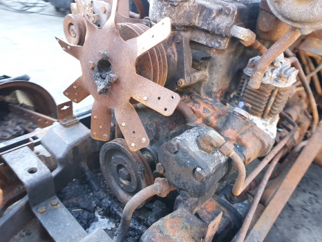 Zetor Proxima 8441 Front, Rear Axle, Engine, Transmission, Hydraulic, Lift Parts - Suku Cadang Mesin: gambar 2 Zetor Proxima 8441 Front, Rear Axle, Engine, Transmission, Hydraulic, Lift Parts - Suku Cadang Mesin: gambar 2