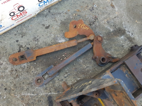 Bingkai/ Sasis Zetor Proxima 8441 Pick Up Hitch Complete: gambar 8