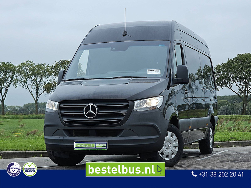 Mercedes-Benz Sprinter 317 L2H2 3.5t-Trekhaak - Van panel: gambar 1 Mercedes-Benz Sprinter 317 L2H2 3.5t-Trekhaak - Van panel: gambar 1