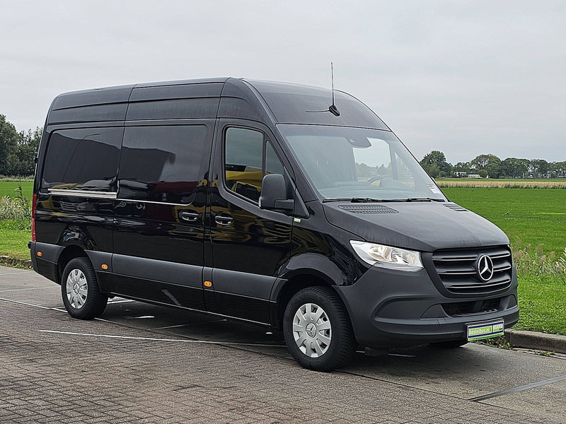 Mercedes-Benz Sprinter 317 L2H2 3.5t-Trekhaak - Van panel: gambar 4 Mercedes-Benz Sprinter 317 L2H2 3.5t-Trekhaak - Van panel: gambar 4