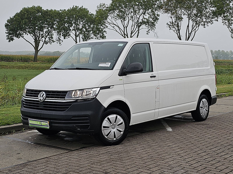 Volkswagen Transporter 2.0 TDI L2H1 Trekhaak AC - Van kecil: gambar 2 Volkswagen Transporter 2.0 TDI L2H1 Trekhaak AC - Van kecil: gambar 2