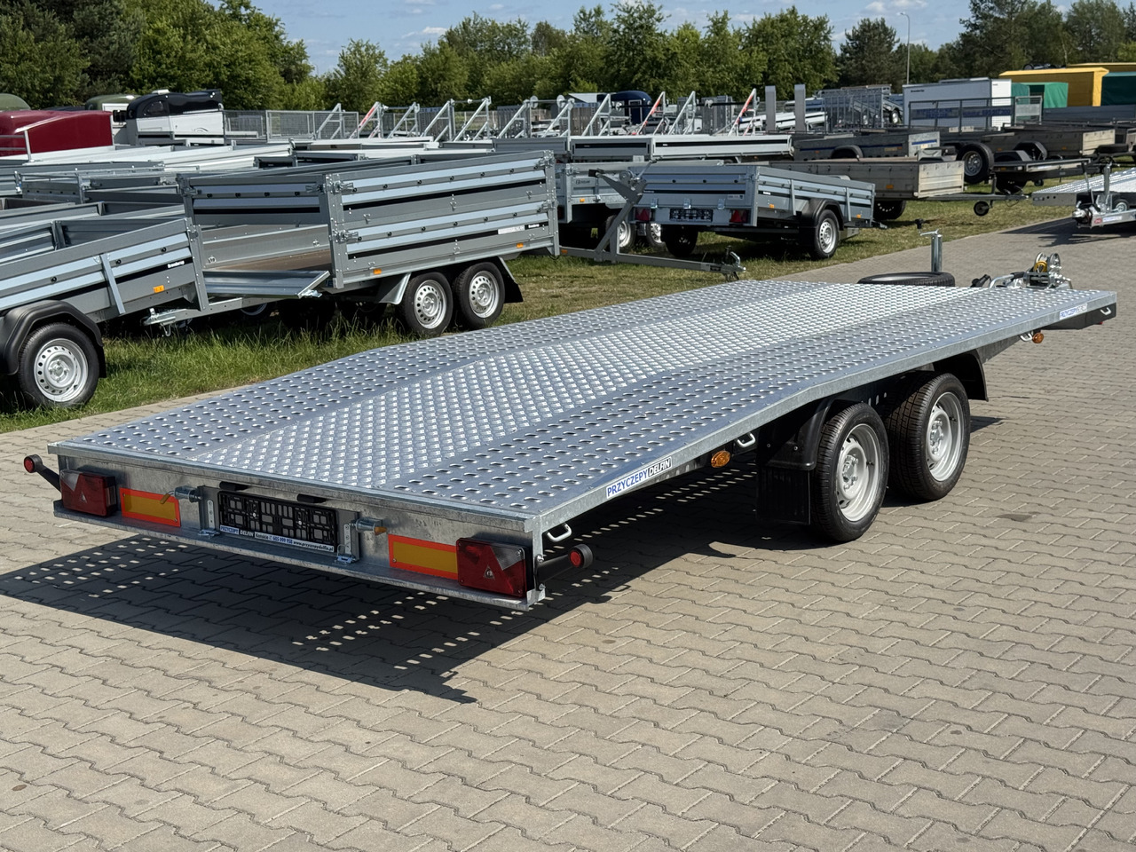 NIEWIADÓW Jupiter 4.5 - 450 x 210 cm / 2700 kg - Trailer autotransporter: gambar 4 NIEWIADÓW Jupiter 4.5 - 450 x 210 cm / 2700 kg - Trailer autotransporter: gambar 4