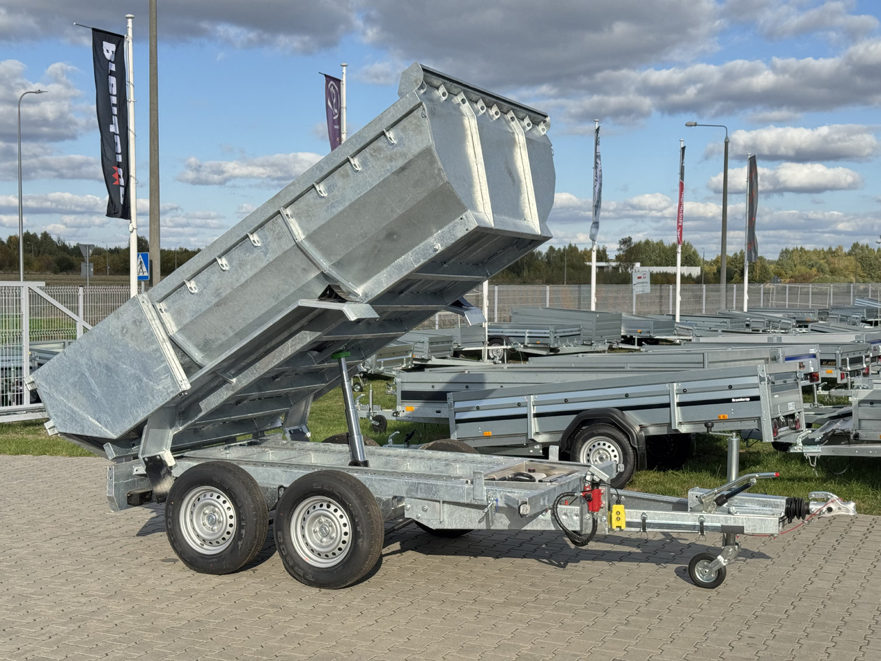 NIEWIADÓW KPW3530.18HT EPP | 300×180cm / 3500kg / kiper wywrotka tipper, muldenkipper - Trailer jungkit: gambar 1 NIEWIADÓW KPW3530.18HT EPP | 300×180cm / 3500kg / kiper wywrotka tipper, muldenkipper - Trailer jungkit: gambar 1