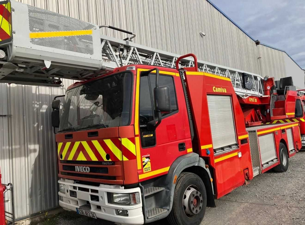 Drabina strażacka 30 m , IVECO Eurocargo Tector 130E24, Camiva EPAS 30 - Truk pemadam kebakaran: gambar 1 Drabina strażacka 30 m , IVECO Eurocargo Tector 130E24, Camiva EPAS 30 - Truk pemadam kebakaran: gambar 1