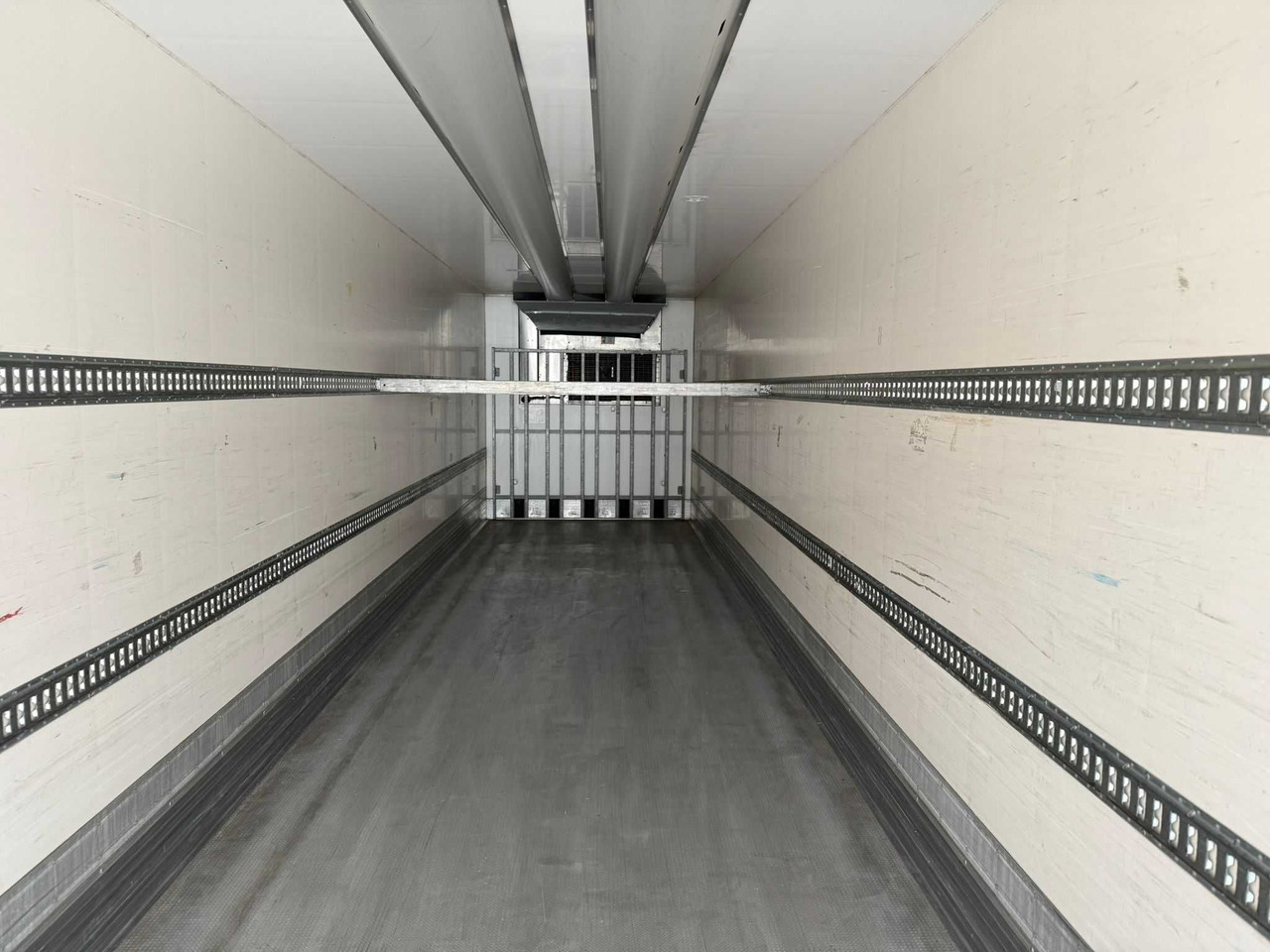 Сhłodnia CHEREAU ,THERMO KING SLXi 300 , SAF, 2017 rok, 6146 mtg !!! - Semi-trailer berpendingin: gambar 5 Сhłodnia CHEREAU ,THERMO KING SLXi 300 , SAF, 2017 rok, 6146 mtg !!! - Semi-trailer berpendingin: gambar 5