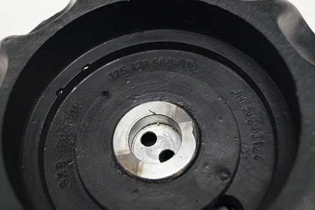 Jungheinrich 50263124 | Stuur Steering wheel ETV from year 2003 till 2011 Stuur Steering wheel ETV from year 2003 till 2011 - Kabin dan interior untuk Peralatan untuk menangani material: gambar 3 Jungheinrich 50263124 | Stuur Steering wheel ETV from year 2003 till 2011 Stuur Steering wheel ETV from year 2003 till 2011 - Kabin dan interior untuk Peralatan untuk menangani material: gambar 3