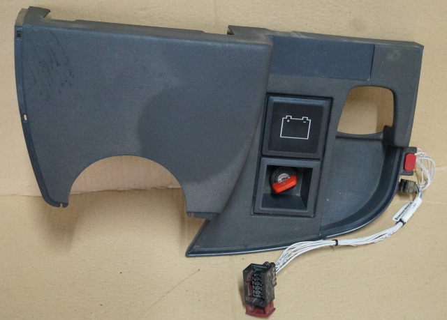 Jungheinrich 51212750 | Dashboard including ignition switch and LED battery indi  - Dasbor untuk Peralatan untuk menangani material: gambar 1 Jungheinrich 51212750 | Dashboard including ignition switch and LED battery indi  - Dasbor untuk Peralatan untuk menangani material: gambar 1