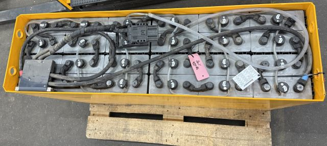 Jungheinrich unknown | 48 4PZS620 year 20/2020 sn. C81179598 dimensions 1220x355 - Baterai untuk Peralatan untuk menangani material: gambar 2 Jungheinrich unknown | 48 4PZS620 year 20/2020 sn. C81179598 dimensions 1220x355 - Baterai untuk Peralatan untuk menangani material: gambar 2