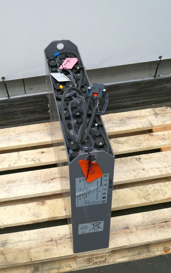 Jungheinrich unknown | Battery 24 2PZB150 year 2024 weight 150 kg sn. C81403233 - Baterai untuk Peralatan untuk menangani material: gambar 1 Jungheinrich unknown | Battery 24 2PZB150 year 2024 weight 150 kg sn. C81403233 - Baterai untuk Peralatan untuk menangani material: gambar 1