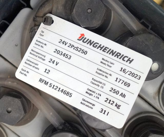 Jungheinrich unknown | Battery 24 2PZS250 year 2022 weight 212 kg sn. 203453 out - Baterai untuk Peralatan untuk menangani material: gambar 4 Jungheinrich unknown | Battery 24 2PZS250 year 2022 weight 212 kg sn. 203453 out - Baterai untuk Peralatan untuk menangani material: gambar 4
