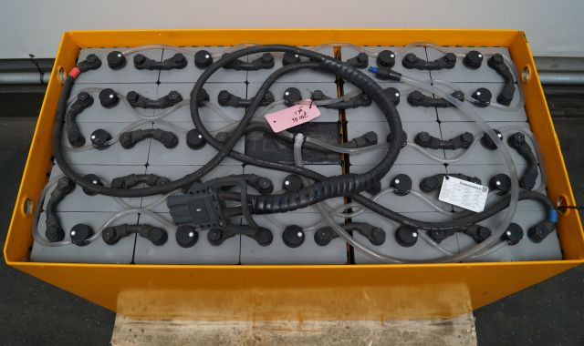 Jungheinrich unknown | Battery 48V775Ah 48 5PZS775 Year 2022 weight 1119 kg sn. - Baterai untuk Peralatan untuk menangani material: gambar 3 Jungheinrich unknown | Battery 48V775Ah 48 5PZS775 Year 2022 weight 1119 kg sn. - Baterai untuk Peralatan untuk menangani material: gambar 3