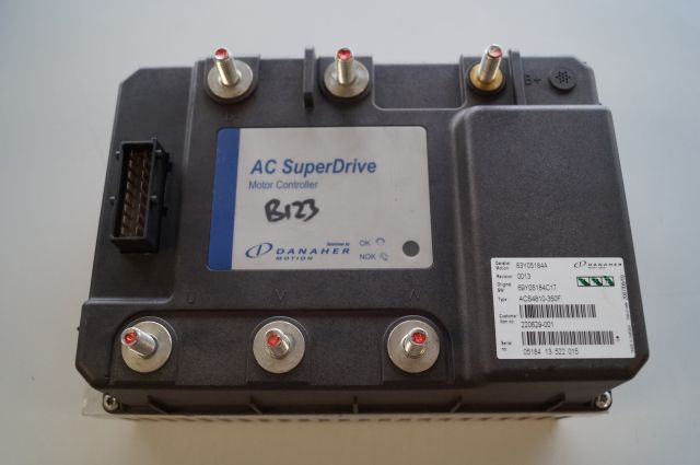 Toyota/BT 220629-001 | Danaher motion AC Superdrive motor controller 83Y05184A A - ECU untuk Peralatan untuk menangani material: gambar 1 Toyota/BT 220629-001 | Danaher motion AC Superdrive motor controller 83Y05184A A - ECU untuk Peralatan untuk menangani material: gambar 1