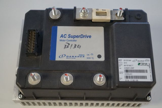 Toyota/BT 220629-001 | Danaher motion AC Superdrive motor controller 83Y05184A A - ECU untuk Peralatan untuk menangani material: gambar 1 Toyota/BT 220629-001 | Danaher motion AC Superdrive motor controller 83Y05184A A - ECU untuk Peralatan untuk menangani material: gambar 1