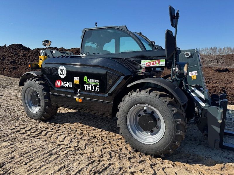 MAGNI TH 3.6 Black Edition - Telehandler: gambar 2 MAGNI TH 3.6 Black Edition - Telehandler: gambar 2