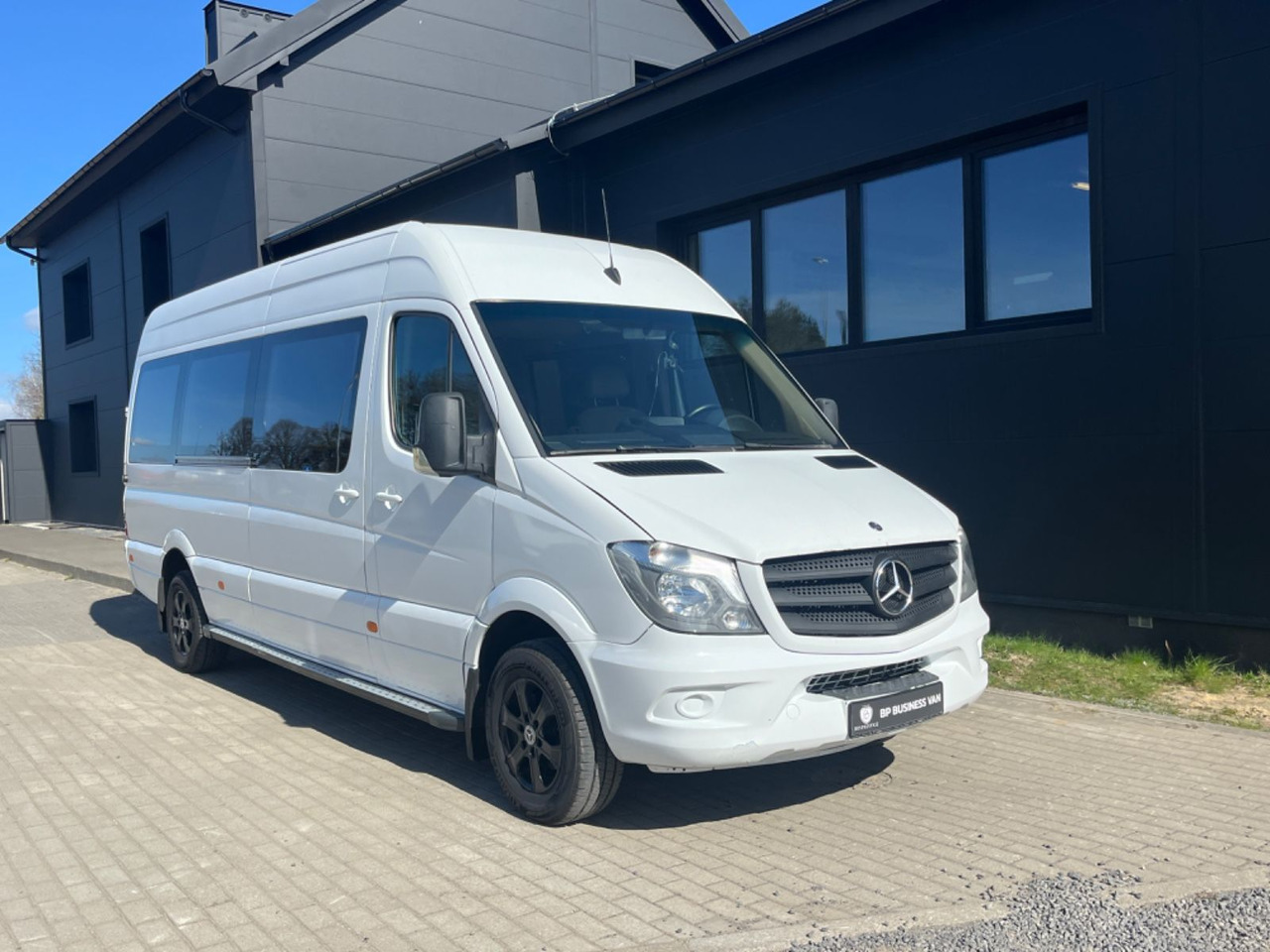 Mercedes-Benz Sprinter VIP Van ***IN STOCK*** - Van penumpang: gambar 2 Mercedes-Benz Sprinter VIP Van ***IN STOCK*** - Van penumpang: gambar 2