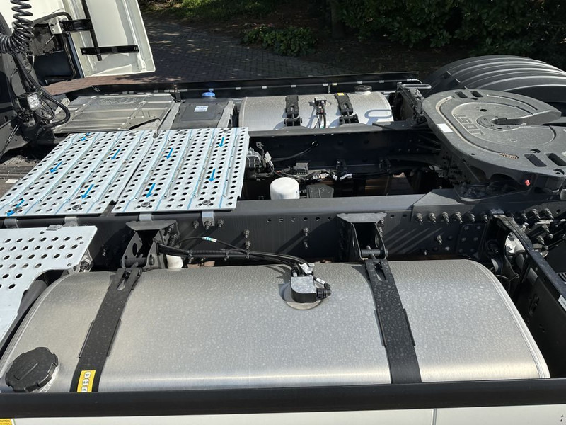 Volvo Volvo FH 500 4x2 ACC I-PARK COOL NEW MODEL FH 500 4x2 - Tractor head: gambar 5 Volvo Volvo FH 500 4x2 ACC I-PARK COOL NEW MODEL FH 500 4x2 - Tractor head: gambar 5