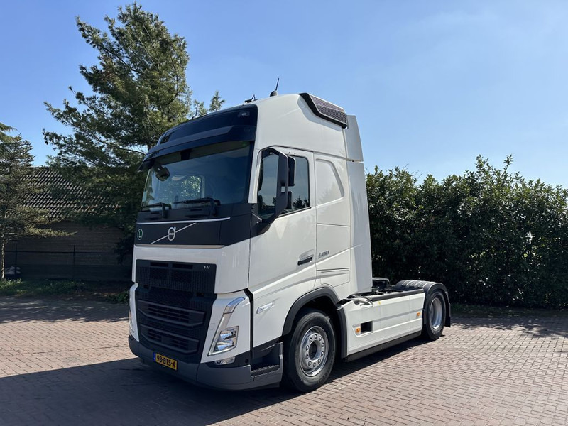 Volvo Volvo FH 500 4x2 ACC I-PARK COOL NEW MODEL FH 500 4x2 - Tractor head: gambar 1 Volvo Volvo FH 500 4x2 ACC I-PARK COOL NEW MODEL FH 500 4x2 - Tractor head: gambar 1