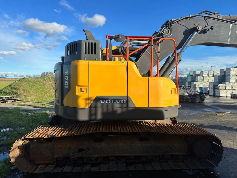 Volvo ECR 235 EL - Ekskavator perayap: gambar 3 Volvo ECR 235 EL - Ekskavator perayap: gambar 3
