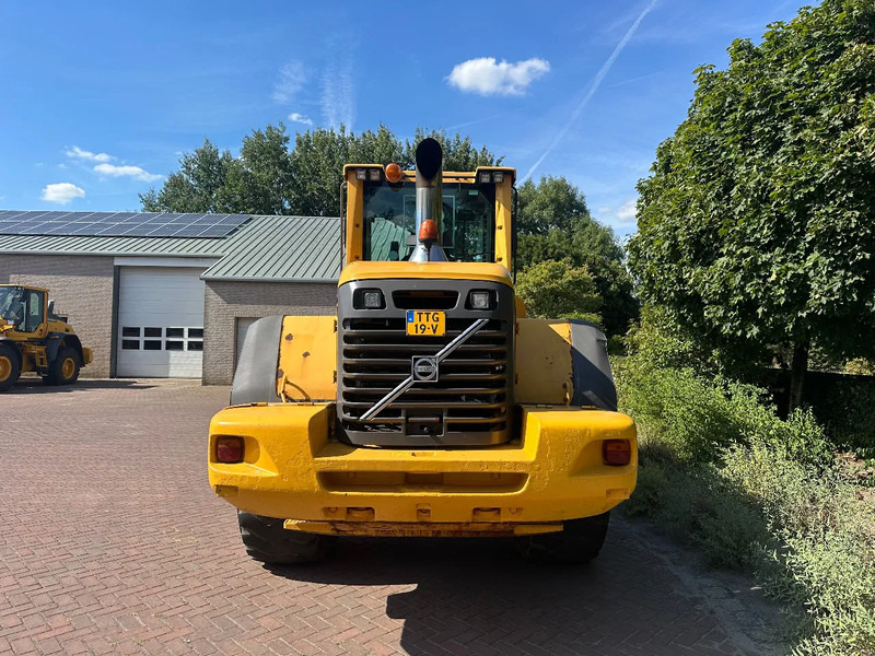 Volvo L120 F - Wheel loader: gambar 3 Volvo L120 F - Wheel loader: gambar 3