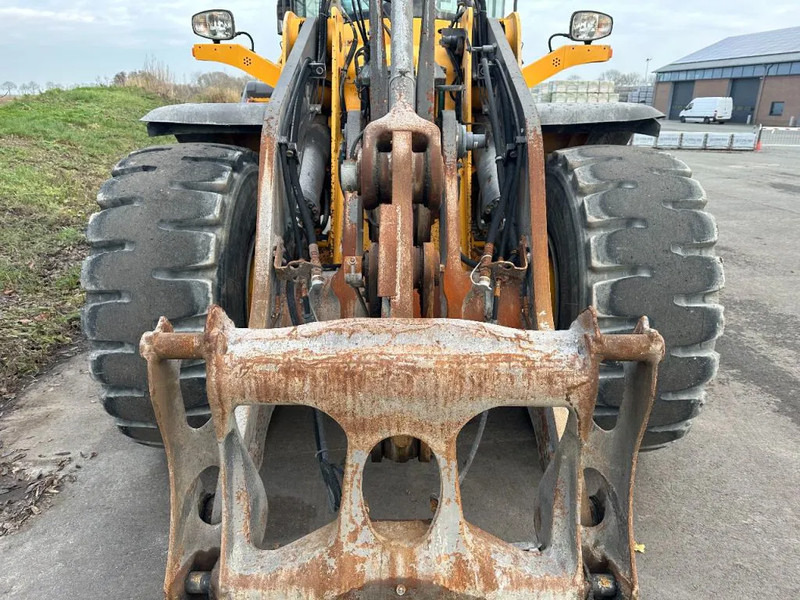 Volvo L120 H - Wheel loader: gambar 5 Volvo L120 H - Wheel loader: gambar 5