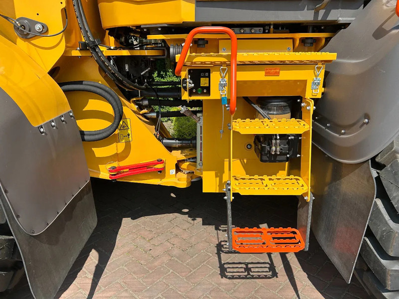 Wheel loader baru Volvo L120 H2 UNUSED Michelin 750/65: gambar 9