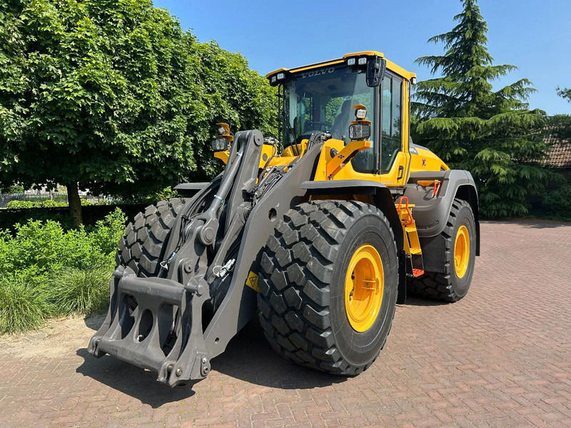 Wheel loader baru Volvo L120 H2 UNUSED Michelin 750/65: gambar 8
