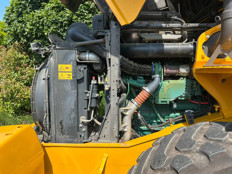 Wheel loader baru Volvo L90 H: gambar 16