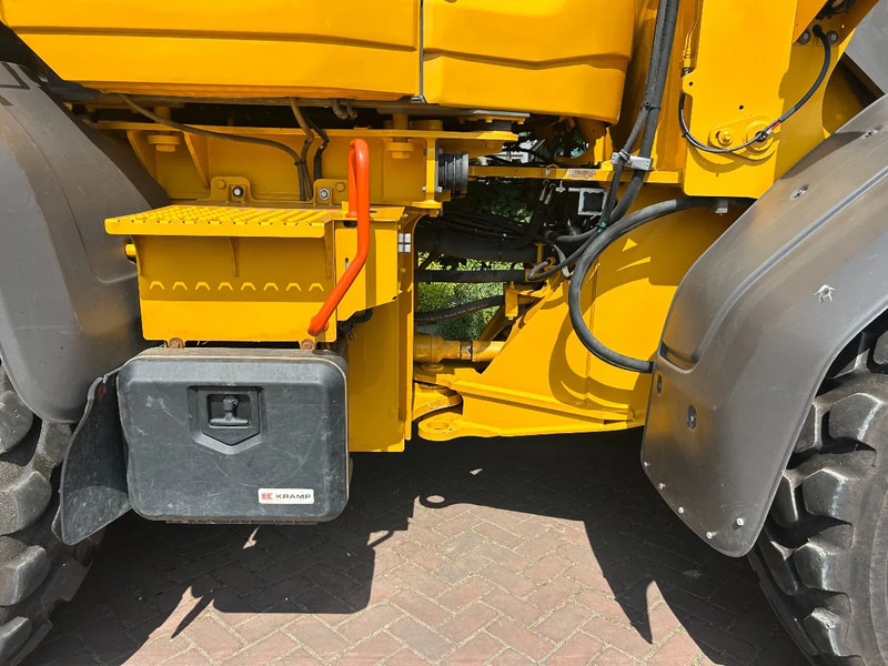 Wheel loader baru Volvo L90 H: gambar 11