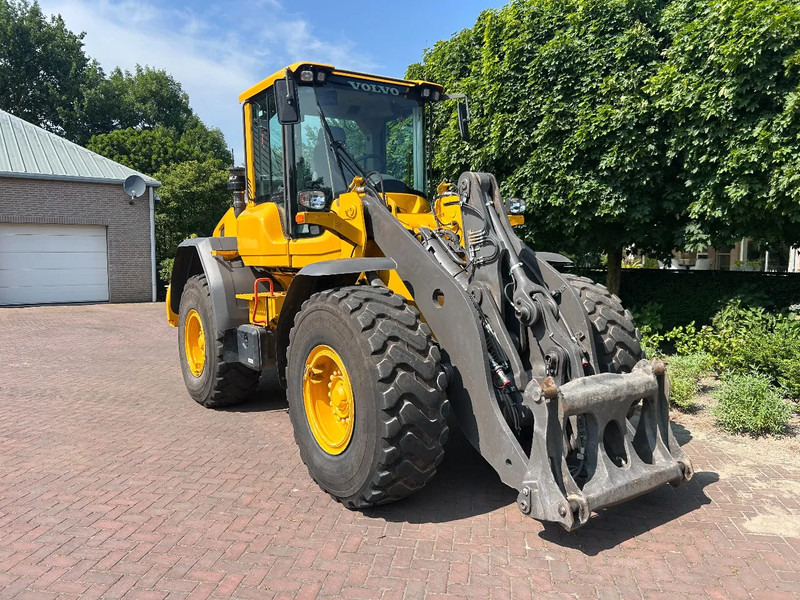 Wheel loader baru Volvo L90 H: gambar 10