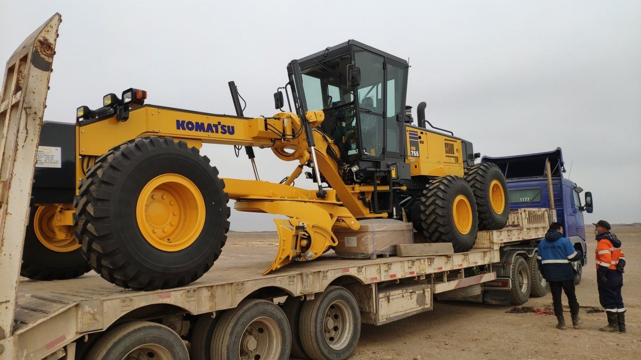 Komatsu GD755-5R - Grader: gambar 1 Komatsu GD755-5R - Grader: gambar 1