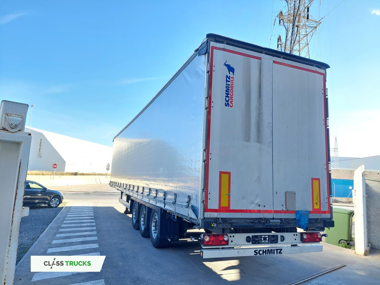 Schmitz Cargobull SCS24/L Varios - Semi-trailer dengan terpal samping: gambar 4 Schmitz Cargobull SCS24/L Varios - Semi-trailer dengan terpal samping: gambar 4