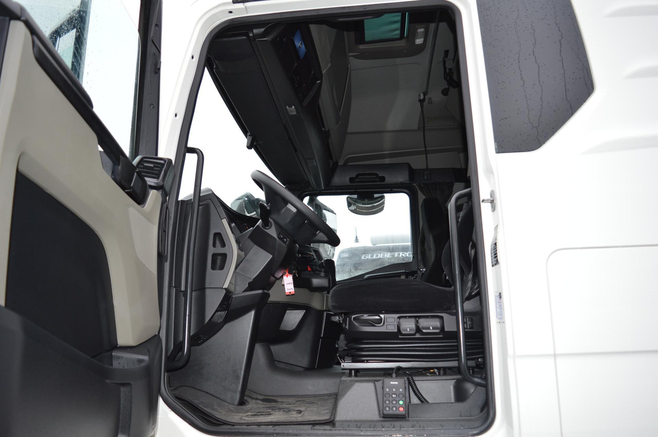 Tractor head MAN TGX 18.470 GX: gambar 8
