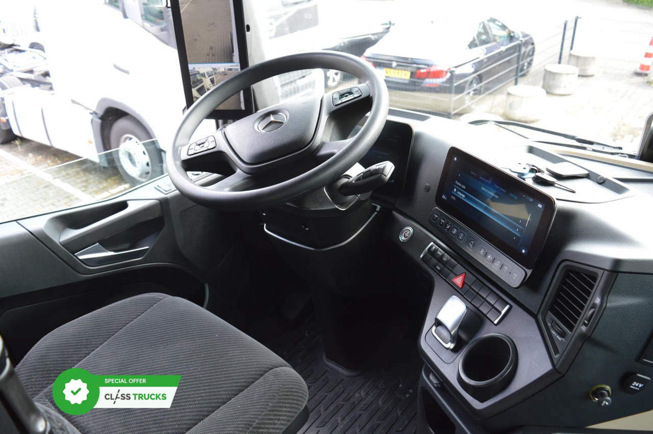 Tractor head Mercedes-Benz Actros 5 1845 BigSpace: gambar 13