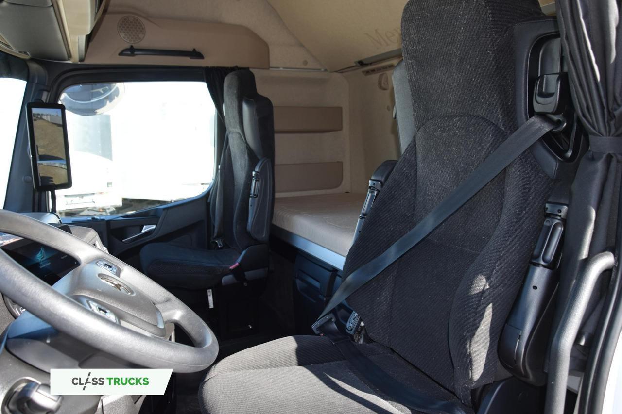 Tractor head Mercedes-Benz Actros 5 1845 BigSpace: gambar 9 Tractor head Mercedes-Benz Actros 5 1845 BigSpace: gambar 9