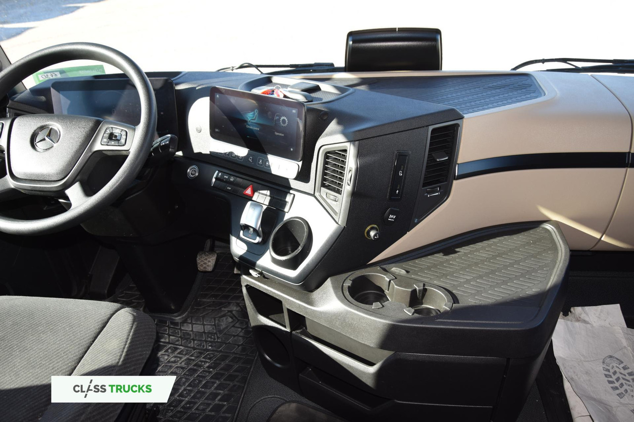Tractor head Mercedes-Benz Actros 5 1845 BigSpace: gambar 12 Tractor head Mercedes-Benz Actros 5 1845 BigSpace: gambar 12