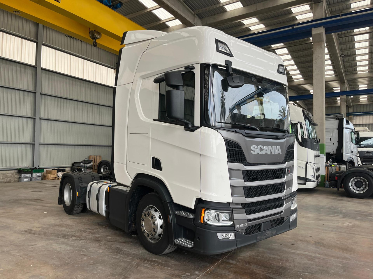 Scania R450 CR20H Retarder - Tractor head: gambar 3 Scania R450 CR20H Retarder - Tractor head: gambar 3