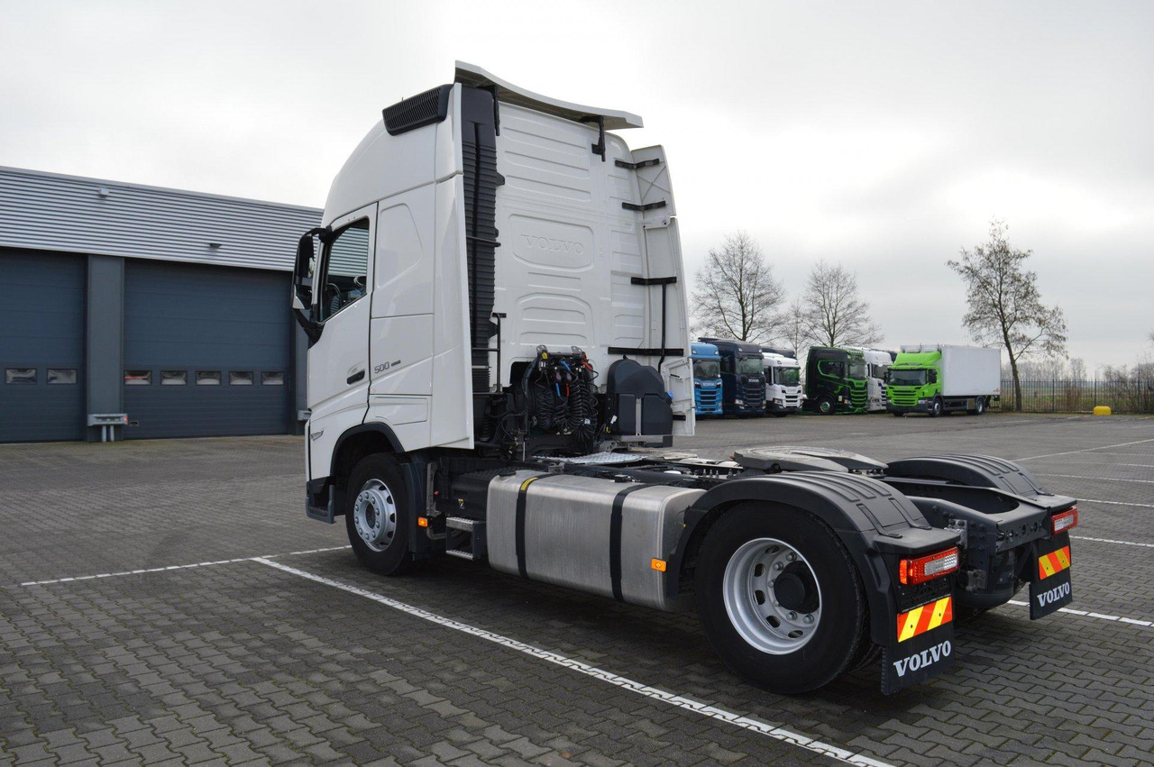Volvo FH 500 Globetrotter XL - Tractor head: gambar 2 Volvo FH 500 Globetrotter XL - Tractor head: gambar 2