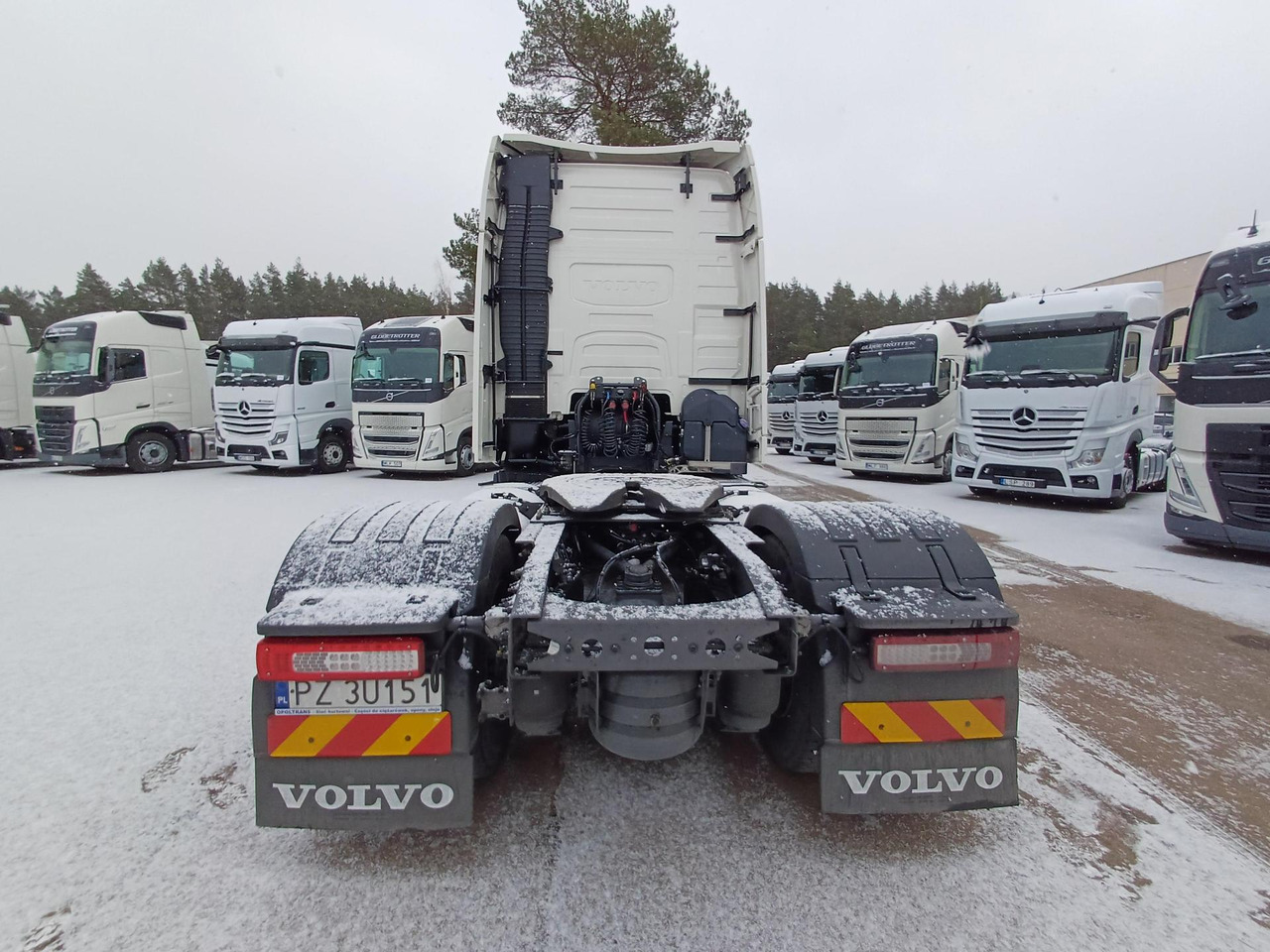 Volvo FH 500 Globetrotter XL - Tractor head: gambar 4 Volvo FH 500 Globetrotter XL - Tractor head: gambar 4