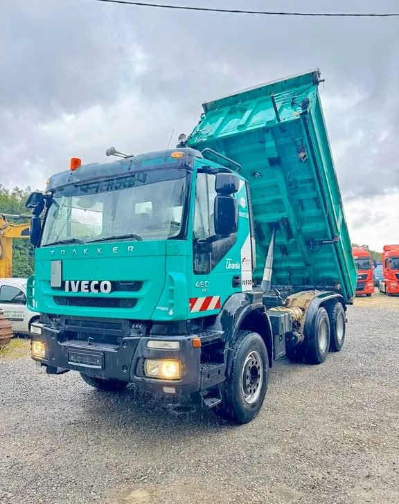 Iveco TRAKKER 450 6x4 WYWROTKA MELLER | EURO 5 | MANUAL | KLIMA | RETARDER | PRZEBIEG 364 000km ! - Truk jungkit: gambar 3 Iveco TRAKKER 450 6x4 WYWROTKA MELLER | EURO 5 | MANUAL | KLIMA | RETARDER | PRZEBIEG 364 000km ! - Truk jungkit: gambar 3