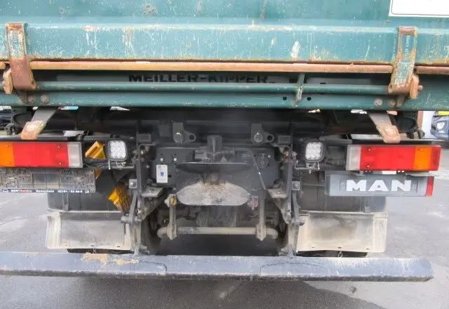 MAN TGS 18.360 4x4 BB – Meiller 3-stronna wywrotka | Euro 5 | 216 tys. km - Truk jungkit: gambar 5 MAN TGS 18.360 4x4 BB – Meiller 3-stronna wywrotka | Euro 5 | 216 tys. km - Truk jungkit: gambar 5