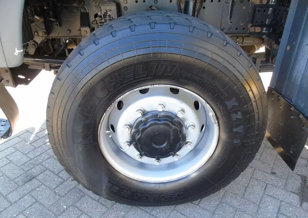 MAN TGS 26.400 6x6 – Wywrotka 3-stronna Meiller + Żuraw HIAB 166 E3 HIPRO – 429.222 km – Euro 4 - Truk jungkit, Truk derek: gambar 4 MAN TGS 26.400 6x6 – Wywrotka 3-stronna Meiller + Żuraw HIAB 166 E3 HIPRO – 429.222 km – Euro 4 - Truk jungkit, Truk derek: gambar 4