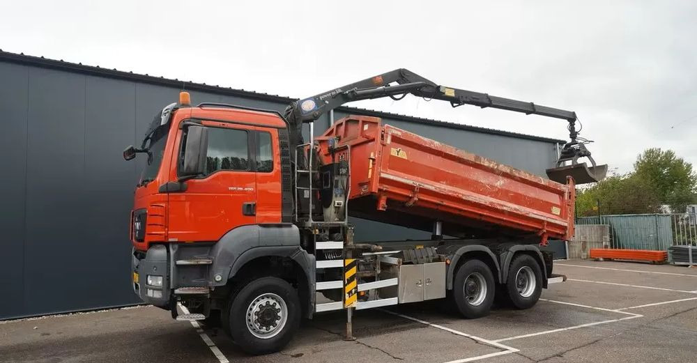 MAN TGS 28.400 / 6x6 / WYWROTKA 2-STRONNA Z HDS HMF 1643 Z2/ EURO 5 - Truk jungkit: gambar 1 MAN TGS 28.400 / 6x6 / WYWROTKA 2-STRONNA Z HDS HMF 1643 Z2/ EURO 5 - Truk jungkit: gambar 1