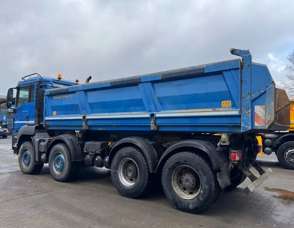 MAN TGS 35.440/ 8X4 / BB / Meiller 3-stronny wywrotka / Bordmatik / Euro6 / Retarder - Truk jungkit: gambar 3 MAN TGS 35.440/ 8X4 / BB / Meiller 3-stronny wywrotka / Bordmatik / Euro6 / Retarder - Truk jungkit: gambar 3