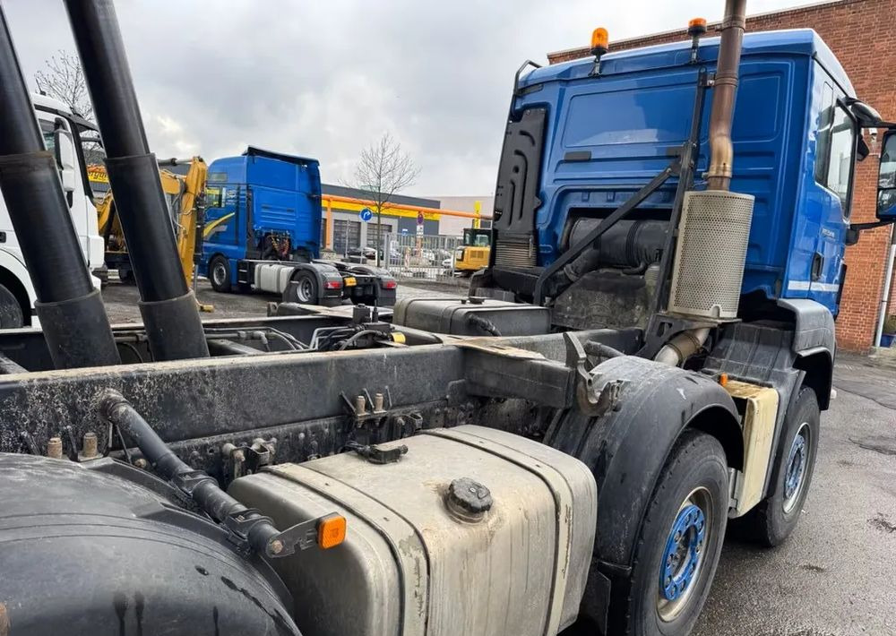 MAN TGS 35.440/ 8X4 / BB / Meiller 3-stronny wywrotka / Bordmatik / Euro6 / Retarder - Truk jungkit: gambar 5 MAN TGS 35.440/ 8X4 / BB / Meiller 3-stronny wywrotka / Bordmatik / Euro6 / Retarder - Truk jungkit: gambar 5