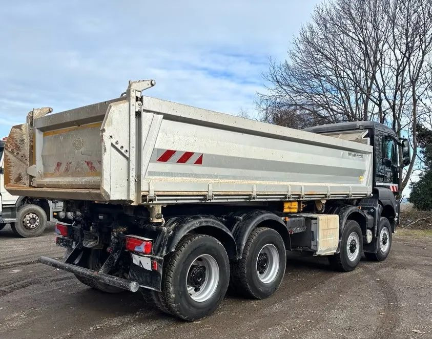 MAN TGS 35.460 / 8x6 – Meiller Trójstronna wywrotka / Euro 6c / Kamera / - Truk jungkit: gambar 4 MAN TGS 35.460 / 8x6 – Meiller Trójstronna wywrotka / Euro 6c / Kamera / - Truk jungkit: gambar 4