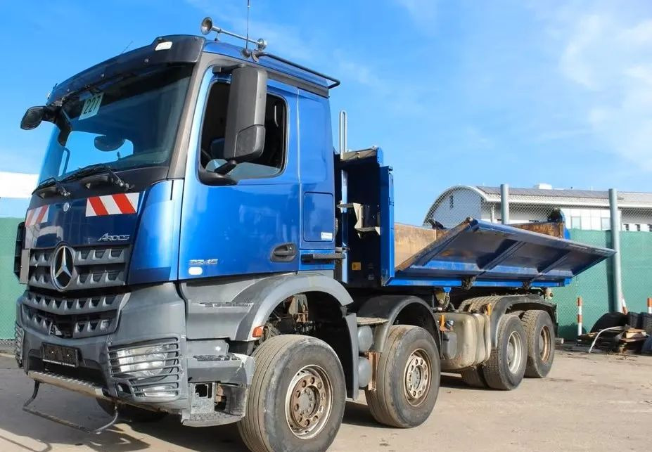 Mercedes-Benz 3245 | 8x4 | Wywrotka 3-stronna Meiller | Retarder | Bordmatik | Euro 6 | Klima | 308 798 km - Truk jungkit: gambar 1 Mercedes-Benz 3245 | 8x4 | Wywrotka 3-stronna Meiller | Retarder | Bordmatik | Euro 6 | Klima | 308 798 km - Truk jungkit: gambar 1