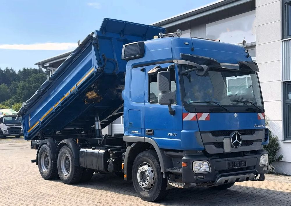 Mercedes-Benz Actros 6x4 / Meiller Trójstronny Wywrot / Bordmatic/ Retarder/ Euro 5/ Klimatyzacja - Truk jungkit: gambar 2 Mercedes-Benz Actros 6x4 / Meiller Trójstronny Wywrot / Bordmatic/ Retarder/ Euro 5/ Klimatyzacja - Truk jungkit: gambar 2