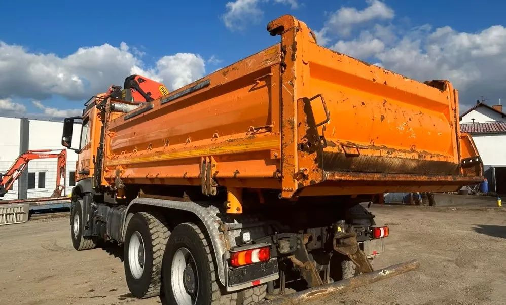 Mercedes-Benz Arocs 2648/3 – 3-stronny wywrotka Meiller / Żuraw Palfinger PK23002 / 2x BORDMATIK / Automatyczna - Truk jungkit: gambar 2 Mercedes-Benz Arocs 2648/3 – 3-stronny wywrotka Meiller / Żuraw Palfinger PK23002 / 2x BORDMATIK / Automatyczna - Truk jungkit: gambar 2