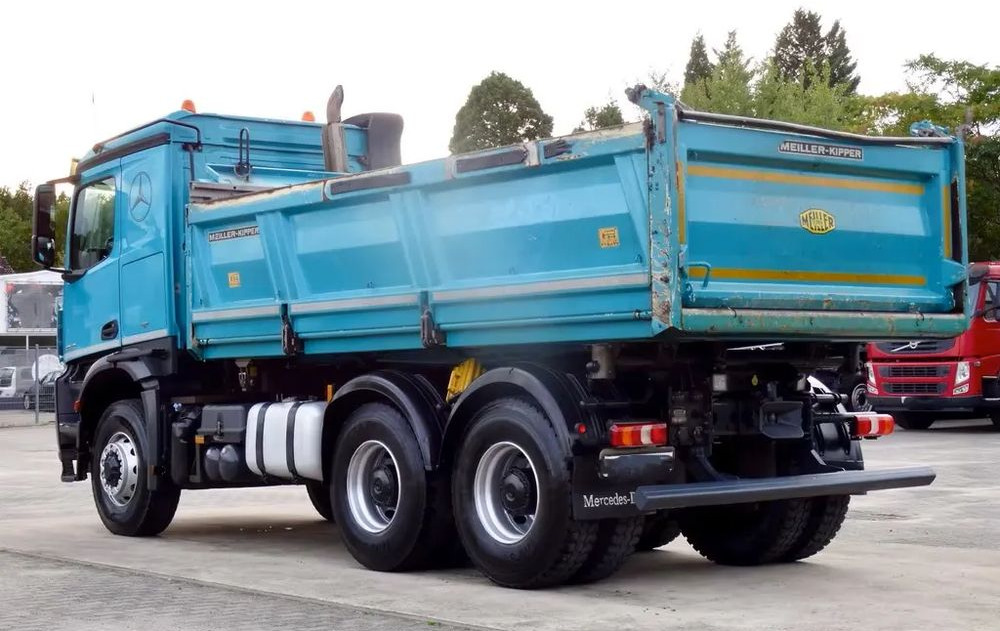 Truk jungkit Mercedes-Benz Arocs 2648 LK | Meiller | Bormatik | Euro 6c |Trójstronny wywrot | 6x6 |: gambar 14 Truk jungkit Mercedes-Benz Arocs 2648 LK | Meiller | Bormatik | Euro 6c |Trójstronny wywrot | 6x6 |: gambar 14