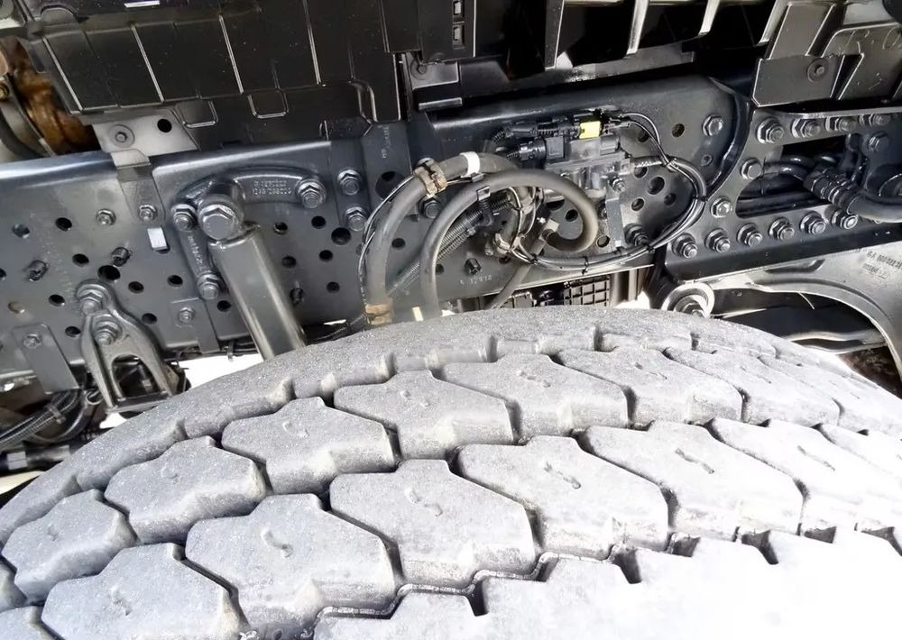 Truk jungkit Mercedes-Benz Arocs 2648 LK | Meiller | Bormatik | Euro 6c |Trójstronny wywrot | 6x6 |: gambar 11 Truk jungkit Mercedes-Benz Arocs 2648 LK | Meiller | Bormatik | Euro 6c |Trójstronny wywrot | 6x6 |: gambar 11